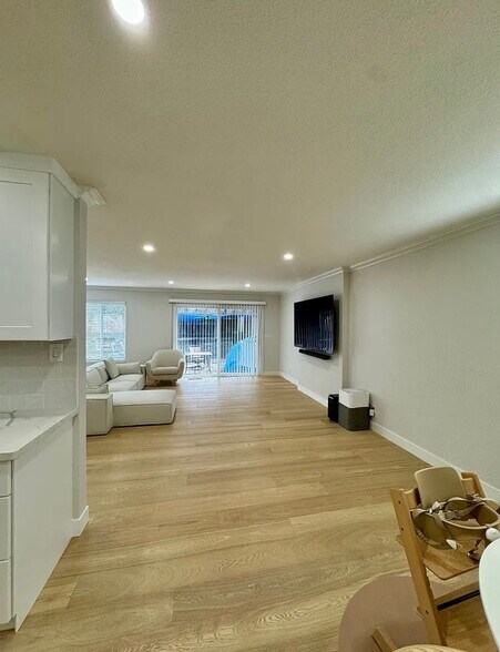 Building Photo - 1648 Trona Way