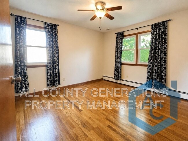 Building Photo - 2281 Weymouth Rd