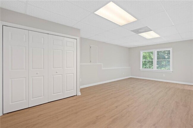 Building Photo - 3418 Rose Arbor Ct