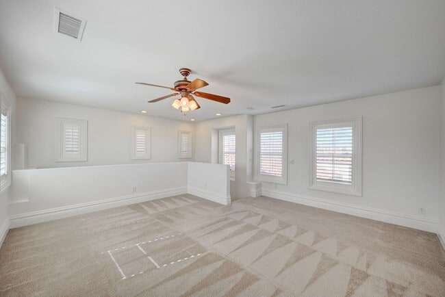 Building Photo - Stunning Rhodes Ranch Four Bedroom