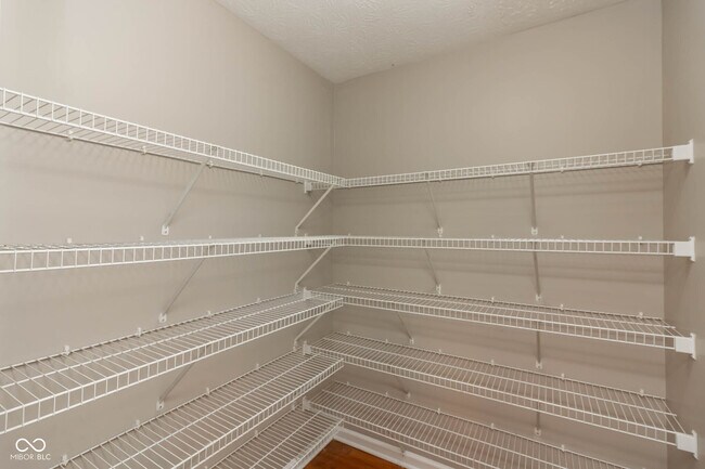 Building Photo - 7646 Sand Run Ct