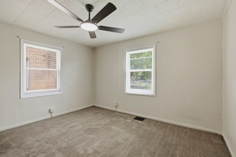 Building Photo - 3511 6th St