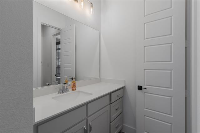 Building Photo - 2609 Native Dancer Ct