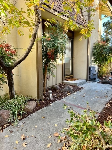 Building Photo - 1540 Candelero Dr