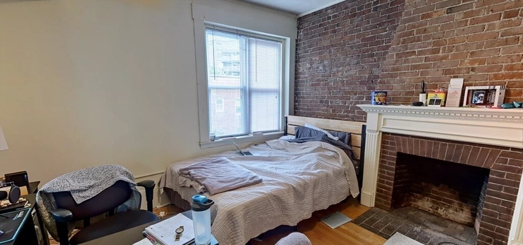 Building Photo - 1414 Beacon St