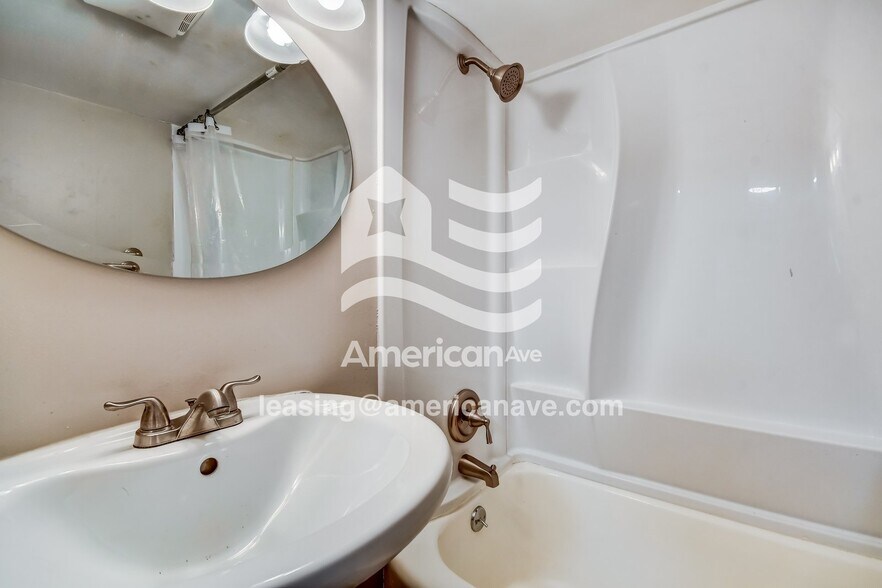 Building Photo - 5312 Terrace J