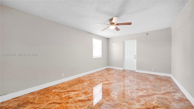 Building Photo - 1124 NW 100th Terrace