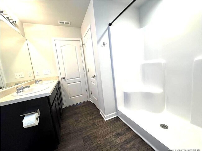 Building Photo - 5930 Lowgrass Rd