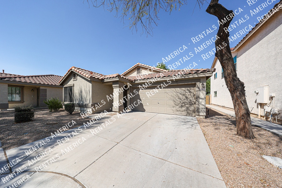 Building Photo - 1404 S Crossbow Ct