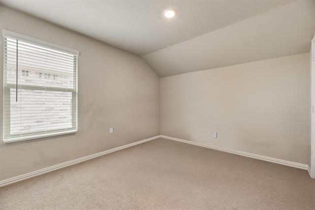 Building Photo - 605 Willet Dr