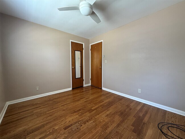 Building Photo - 4 Aldrich Ave