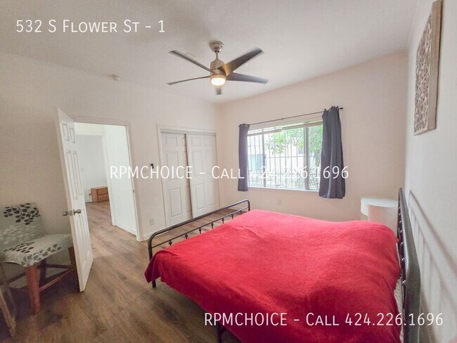 Building Photo - 532 S Flower St