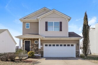 Building Photo - 1804 Alysheba Run