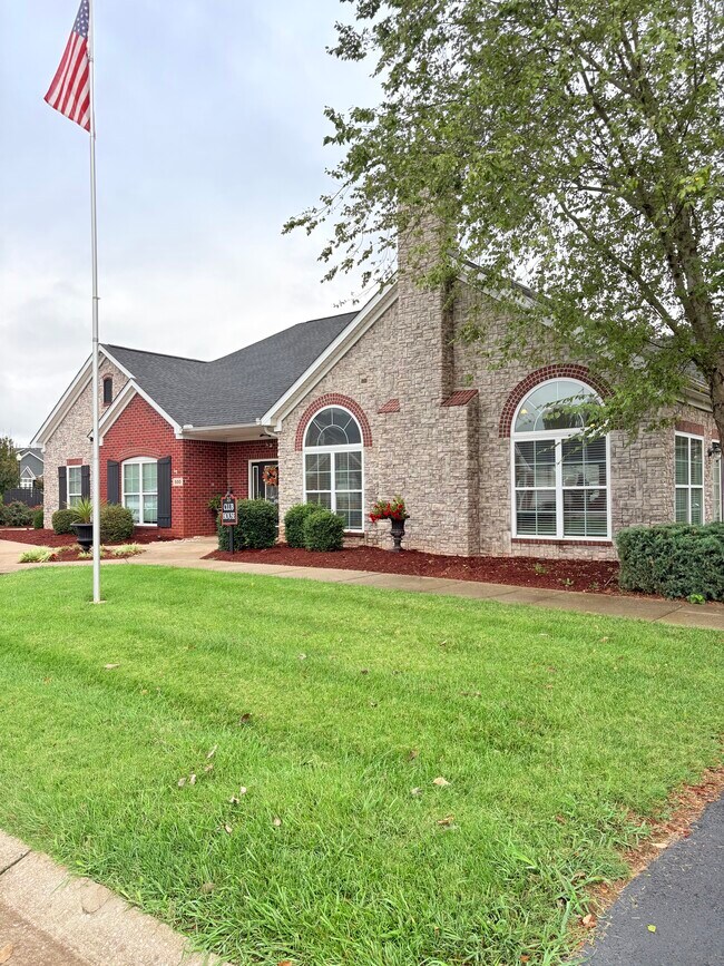 Building Photo - 2500 Crossings Blvd