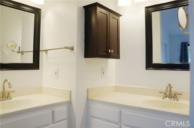 Building Photo - 1394 Coral Tree Ln