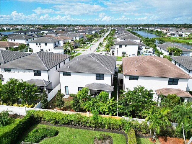 Building Photo - 17394 SW 46th St