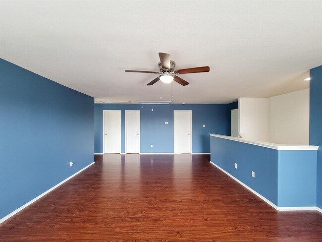 Building Photo - 2131 Cold River Dr