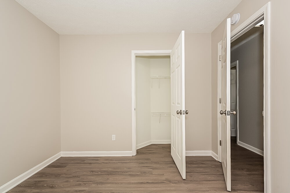 Building Photo - 388 Jasmine Dr