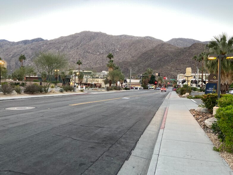 Building Photo - 9645 Spyglass Ave