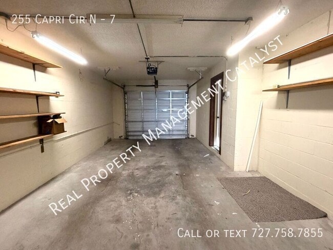 Building Photo - 255 Capri Cir N