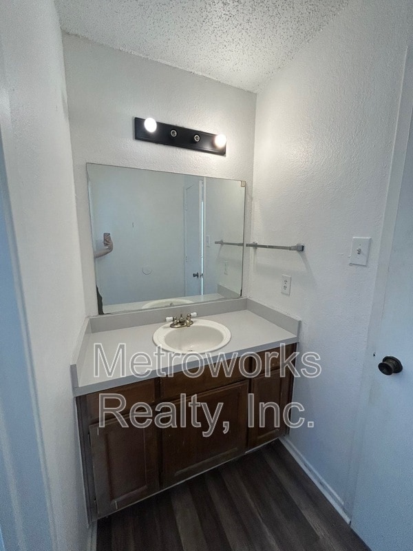 Building Photo - 111 Pine Meadow Dr