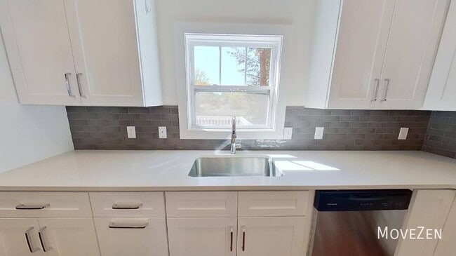 Building Photo - 3434 Craig Ave