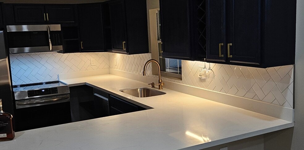 Kitchen - 2616 Soniat St