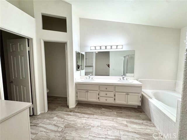 Building Photo - 12789 Yorkshire Dr