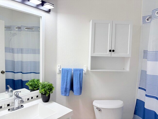 Building Photo - 9875 Perfect Dr