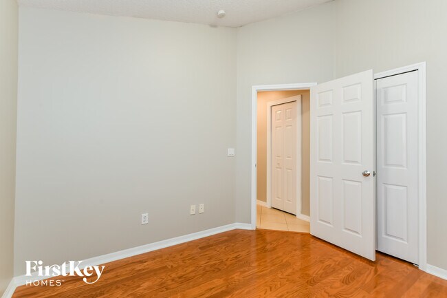 Building Photo - 2510 Runyon Cir