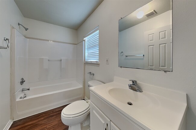 Building Photo - 14750 Autumn Glen Ct