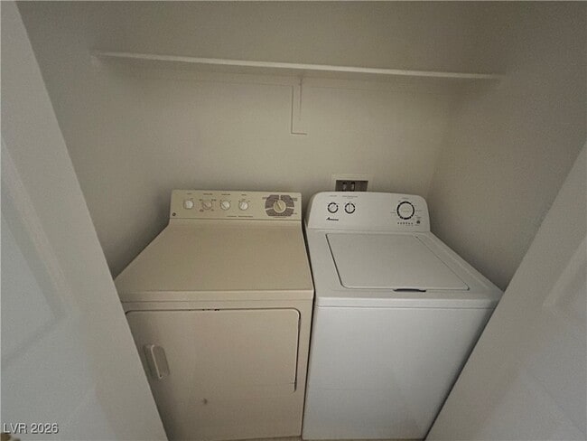 Building Photo - 10519 Penns Creek Ct