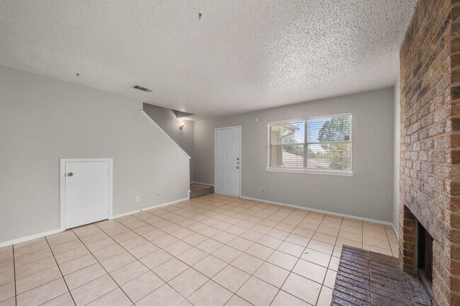 Building Photo - AUS8108 Dunn