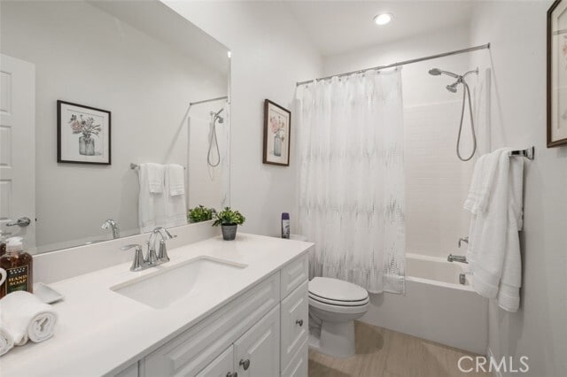 Building Photo - 151 Steely