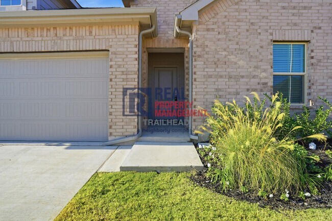 Building Photo - Inviting 4-Bedroom Layout with Flexible Living Areas