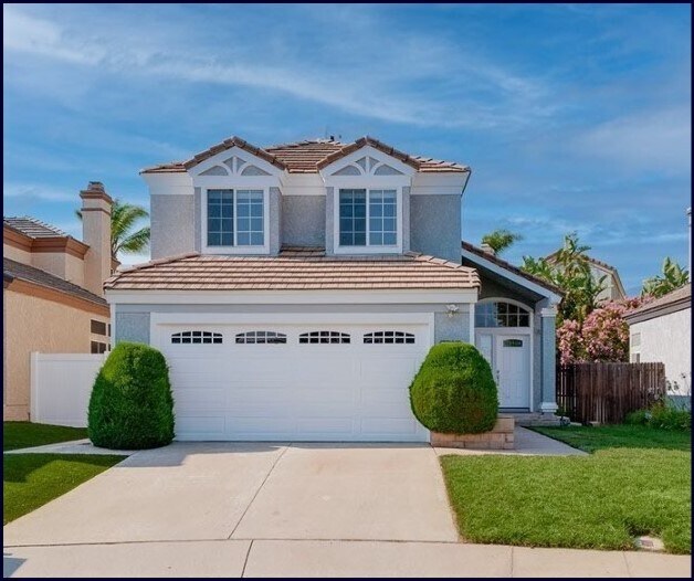New exterior and interior paint - 11076 Brentwood Dr