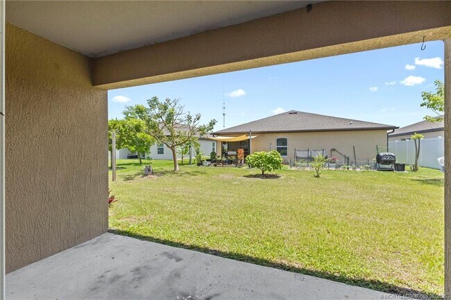 Building Photo - 5405 Jamboree Dr