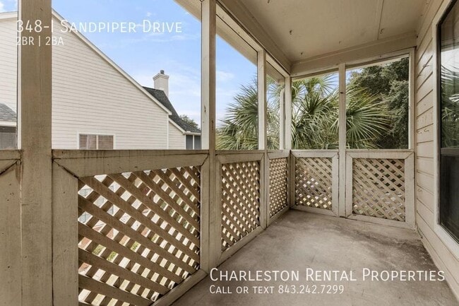 Building Photo - 348 Sandpiper Dr