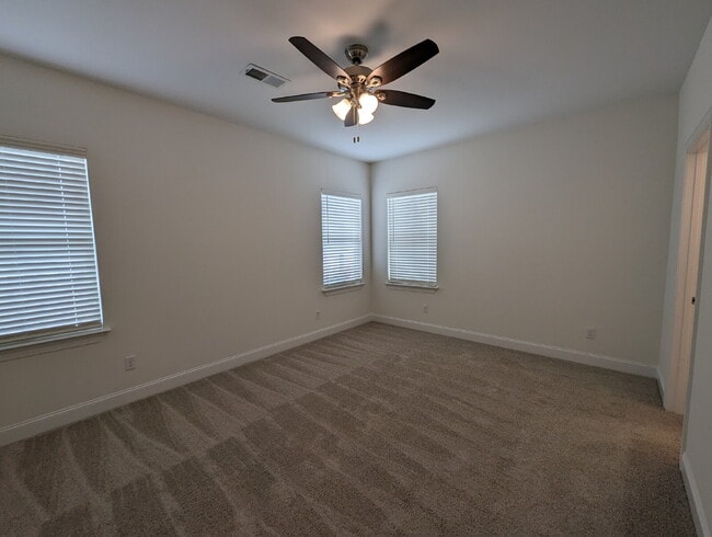 Building Photo - 353 Commonwealth Blvd