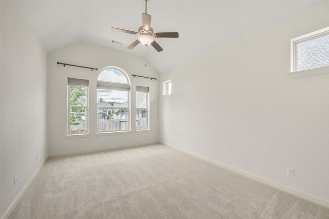 Building Photo - 139 Trillium Pk Lp