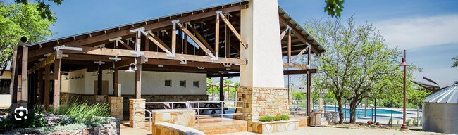 Building Photo - 141 Merrick Rd