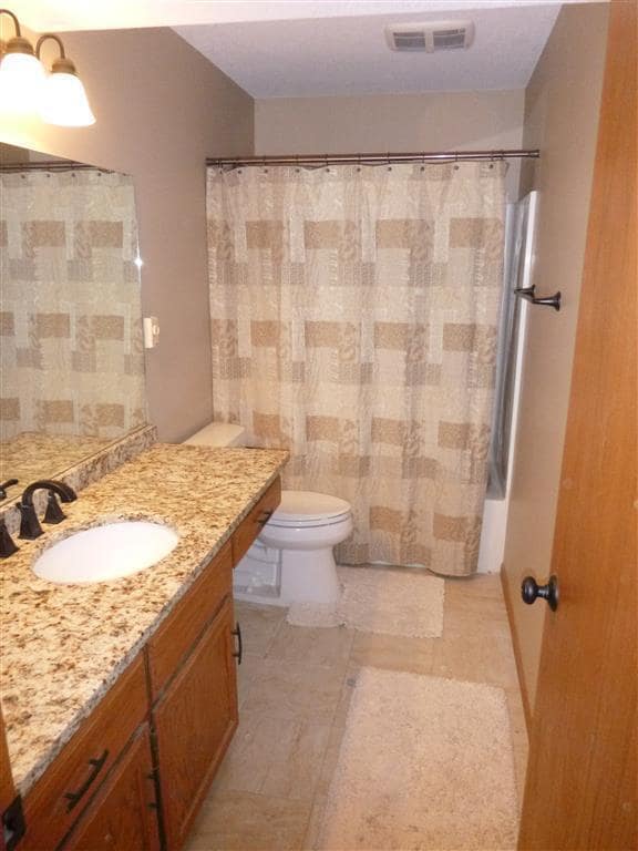 Building Photo - 4Bdrm-3bath Split NW Rochester