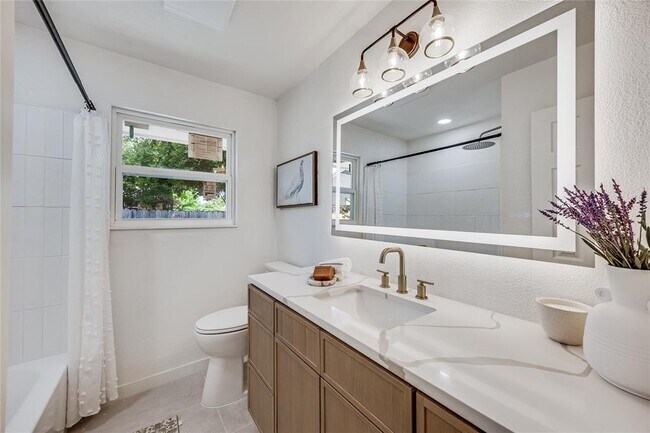 Building Photo - 12305 Rustic Manor Ct