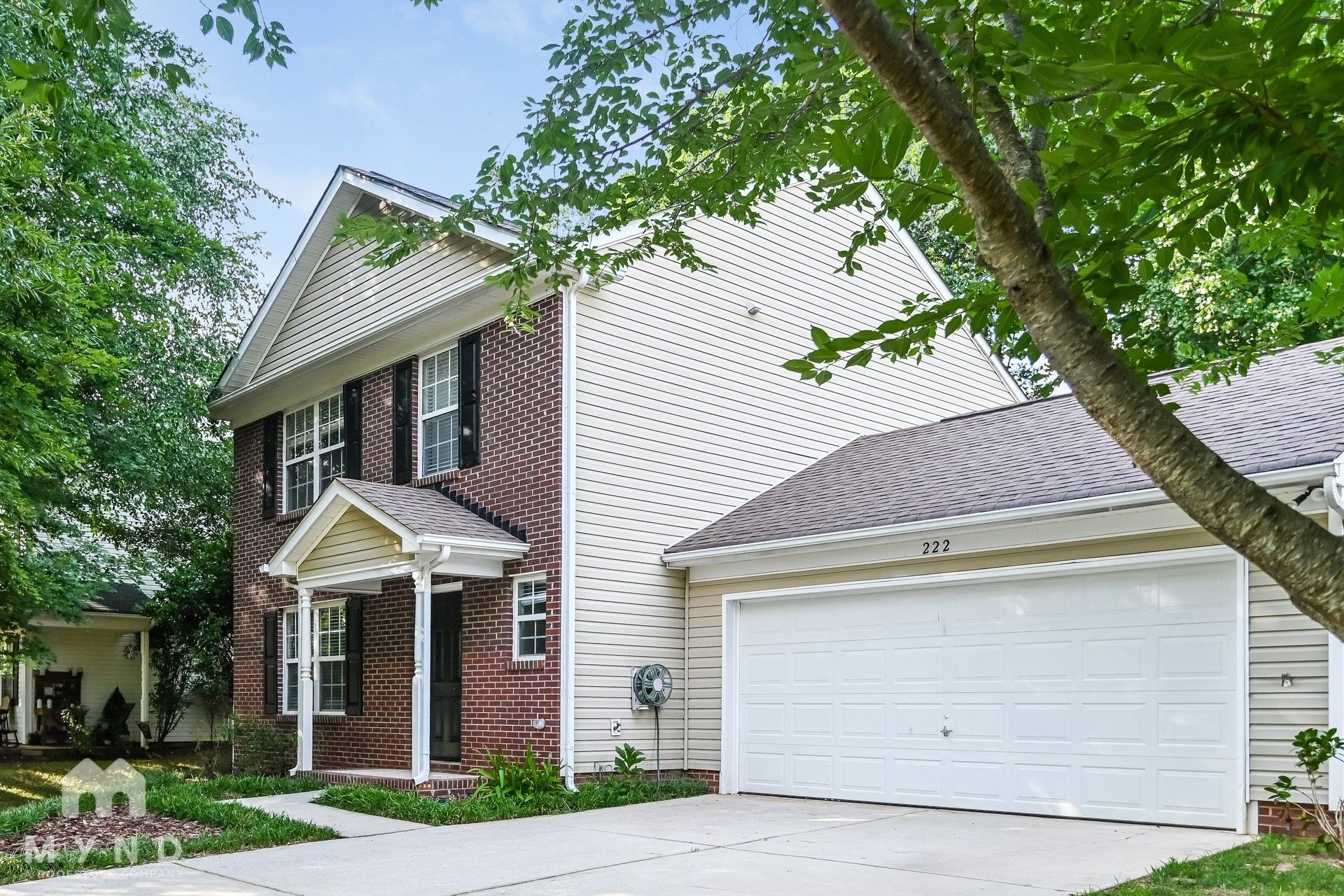 Building Photo - 222 Kendra Dr SW