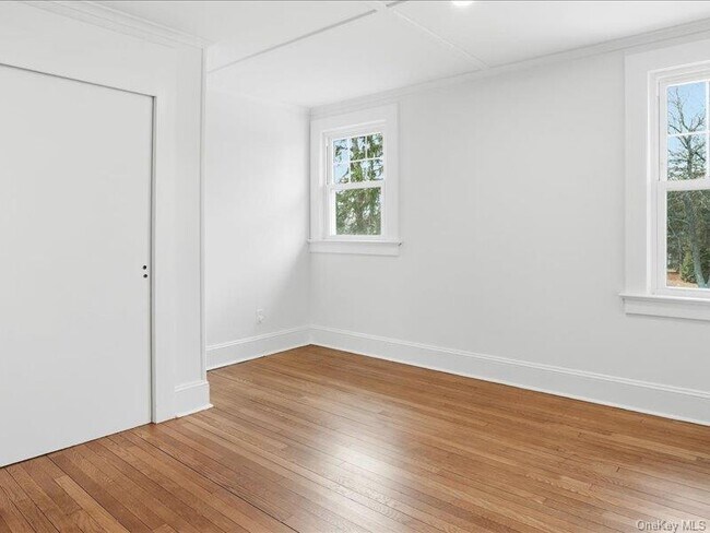 Building Photo - 12 Summit Blvd