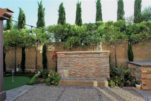 Building Photo - 60 Umbria