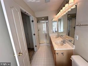 Building Photo - 13030 Park Crescent Cir