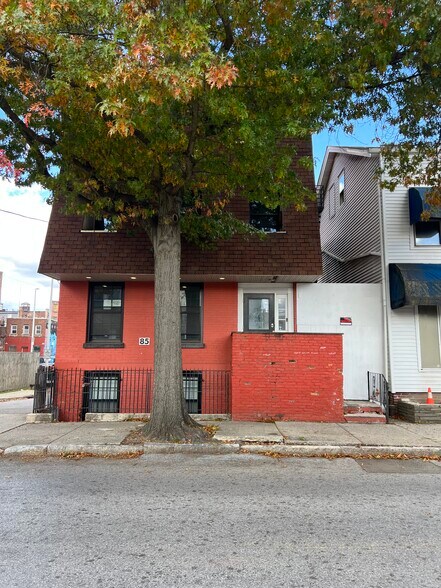 Building Photo - 85 Cannon St