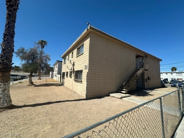Building Photo - 2909 E Elm Ave