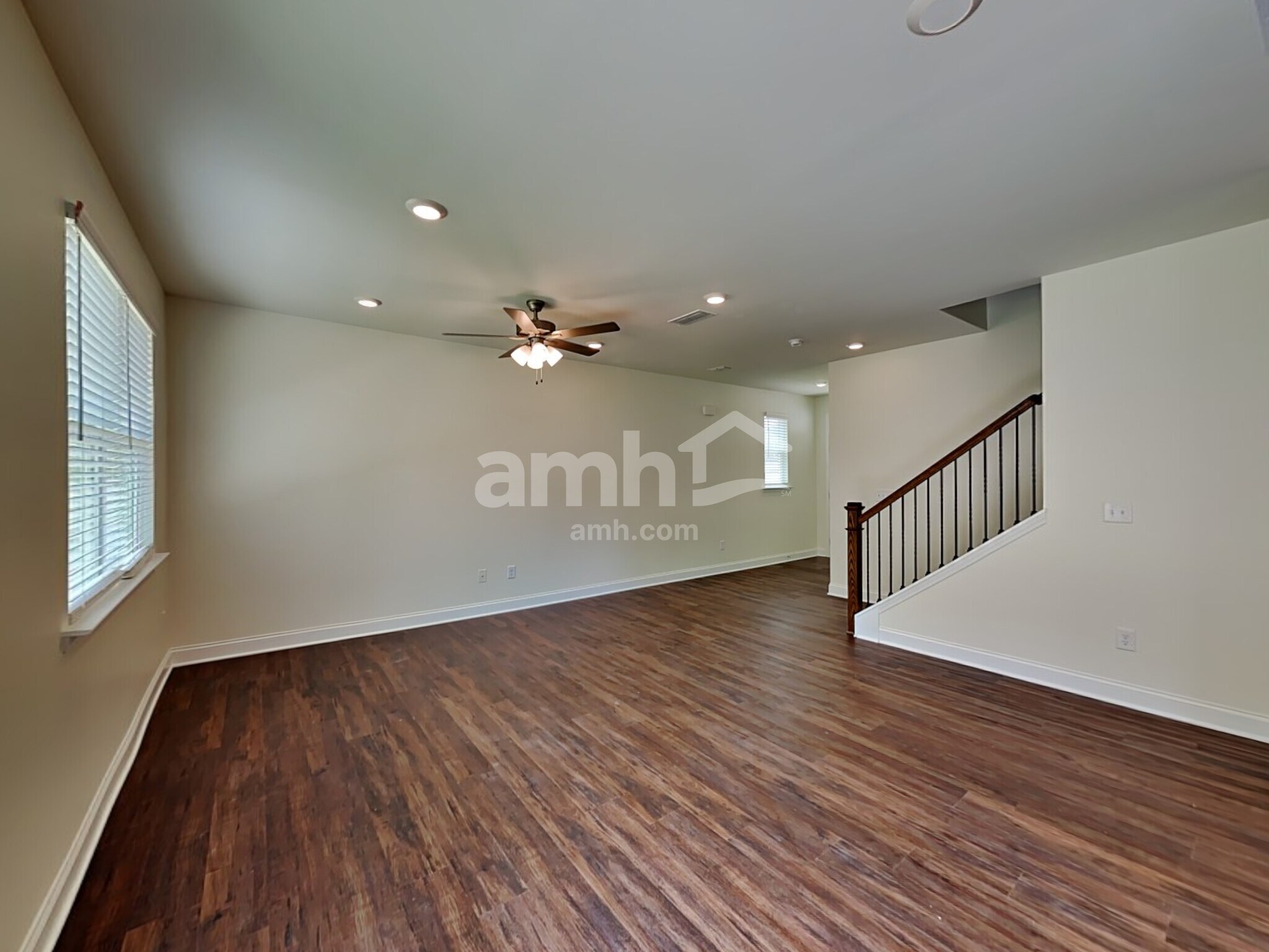 Building Photo - 808 Headland Wy